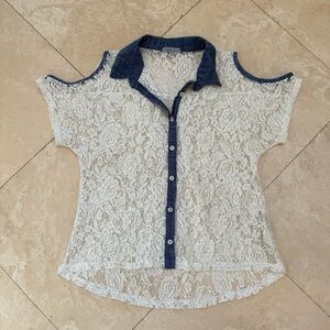 Charlotte Russe White Lace Cold Shoulder Blouse Navy Denim Collar Button Front M